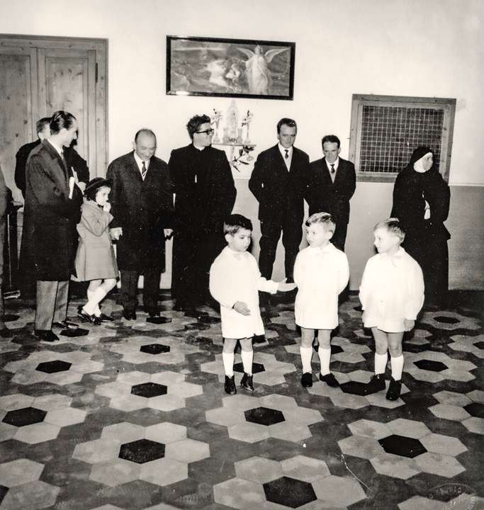 Inaugurazione asilo Nuova Curnasco - anno 1964.JPG